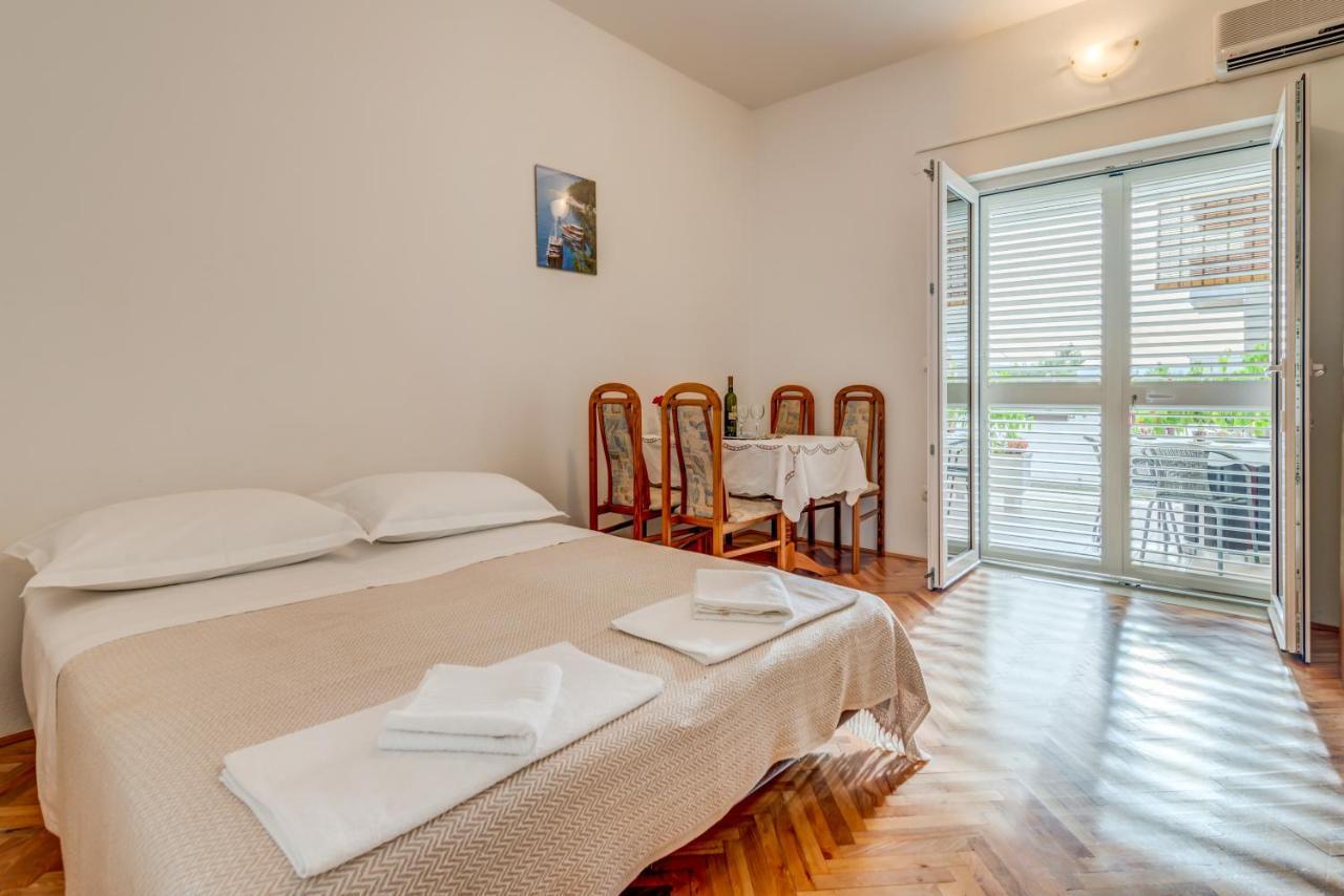Nemira Beach Getaway Omiš Exterior foto